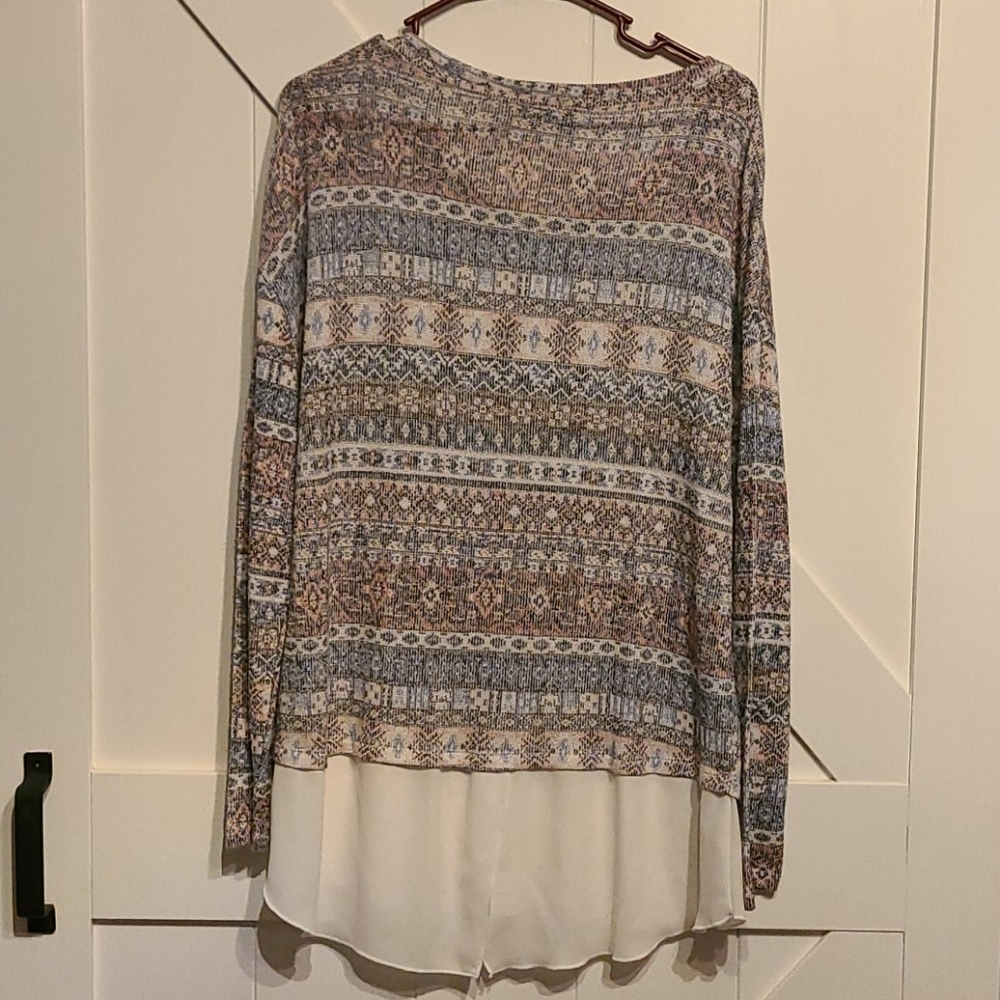 Sweater - Picture 2 of 2